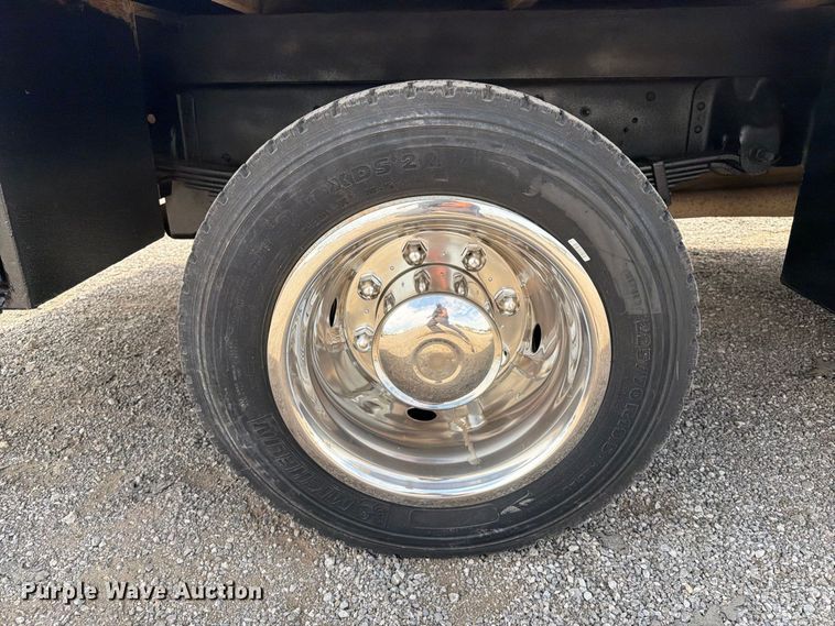 image for item FB5214 2008 Chevrolet C4500 Crew Cab flatbed truck