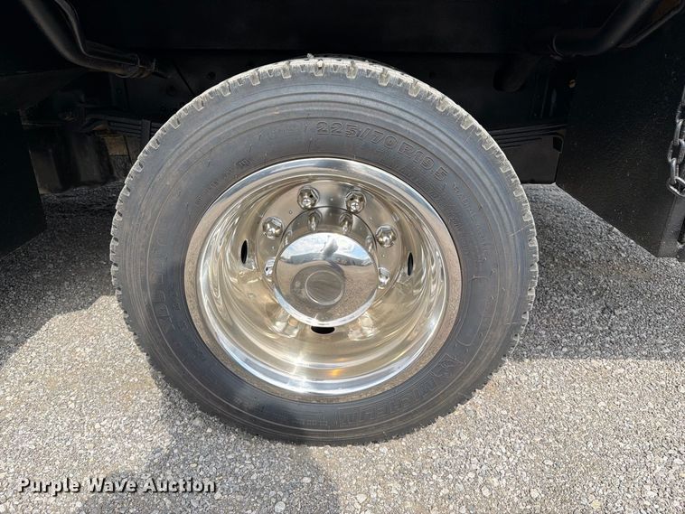 image for item FB5214 2008 Chevrolet C4500 Crew Cab flatbed truck