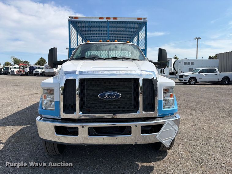 image for item FB5215 2017 Ford F-750 Super Duty flatbed truck
