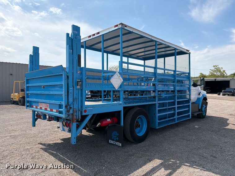 image for item FB5215 2017 Ford F-750 Super Duty flatbed truck