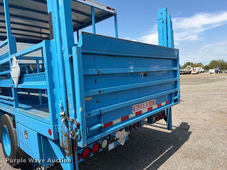 image for item FB5215 2017 Ford F-750 Super Duty flatbed truck