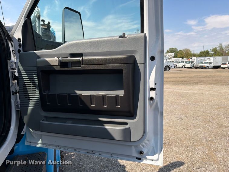 image for item FB5215 2017 Ford F-750 Super Duty flatbed truck