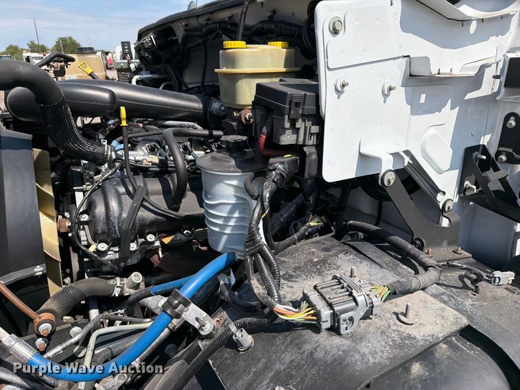 image for item FB5215 2017 Ford F-750 Super Duty flatbed truck