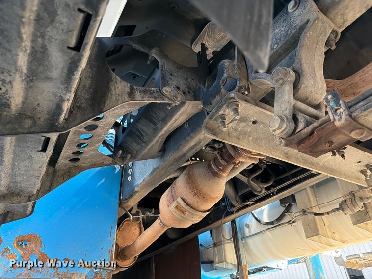 image for item FB5215 2017 Ford F-750 Super Duty flatbed truck