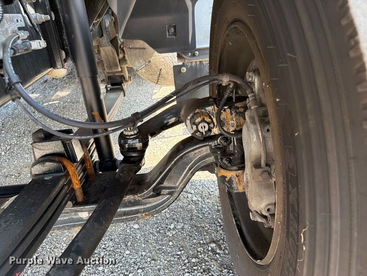 image for item FB5215 2017 Ford F-750 Super Duty flatbed truck