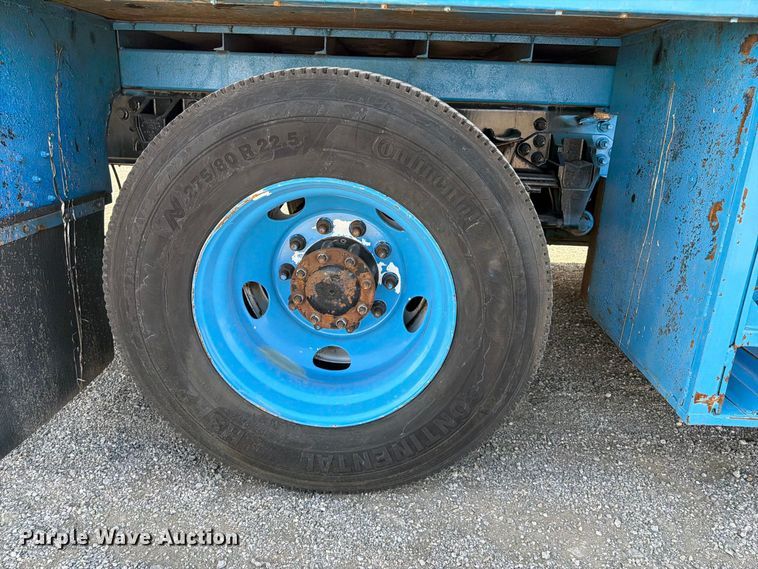 image for item FB5215 2017 Ford F-750 Super Duty flatbed truck