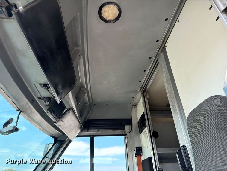image for item FB5216 2013 Isuzu NPR HD delivery van
