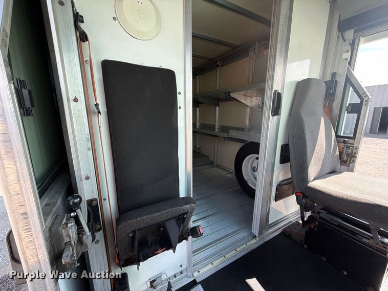 image for item FB5216 2013 Isuzu NPR HD delivery van