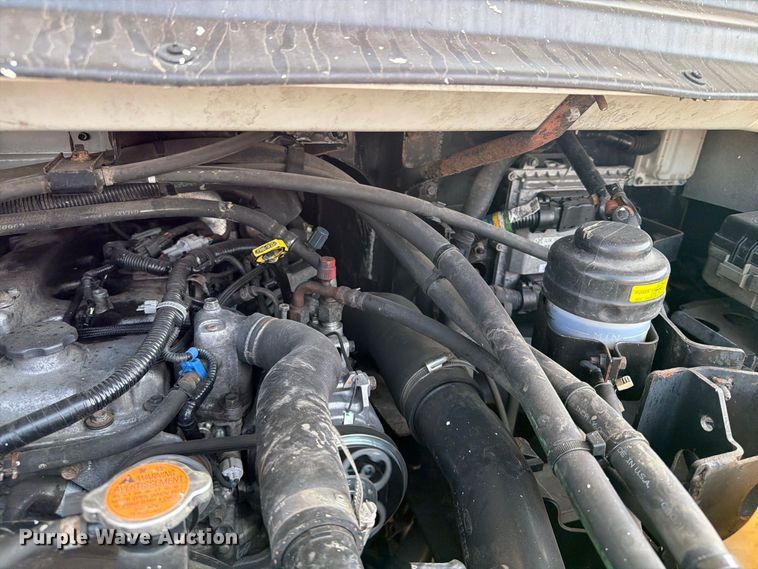 image for item FB5216 2013 Isuzu NPR HD delivery van