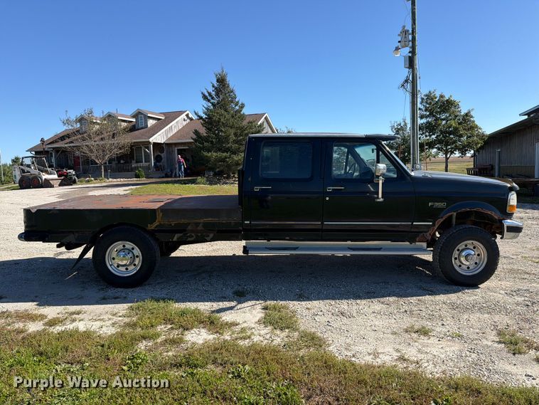 image for item FB5952 1995 Ford F350 Crew Cab flatbed pickup truck