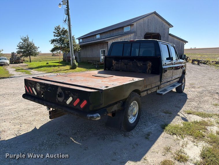 image for item FB5952 1995 Ford F350 Crew Cab flatbed pickup truck