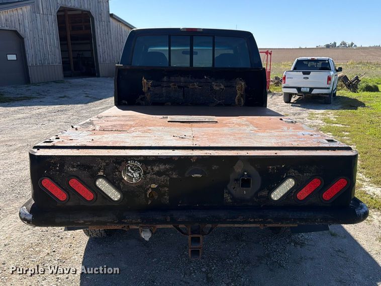 image for item FB5952 1995 Ford F350 Crew Cab flatbed pickup truck