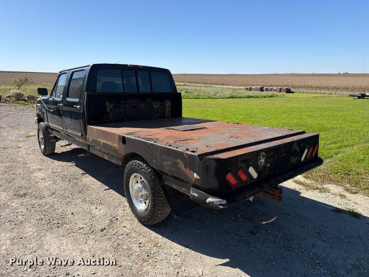 image for item FB5952 1995 Ford F350 Crew Cab flatbed pickup truck