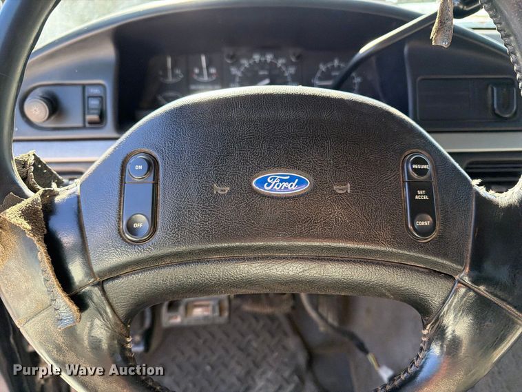 image for item FB5952 1995 Ford F350 Crew Cab flatbed pickup truck