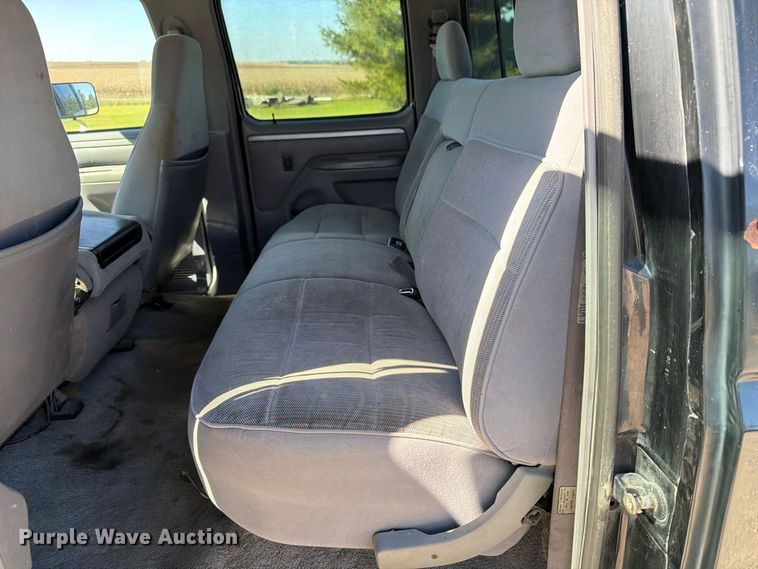 image for item FB5952 1995 Ford F350 Crew Cab flatbed pickup truck