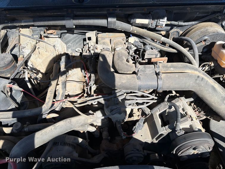 image for item FB5952 1995 Ford F350 Crew Cab flatbed pickup truck