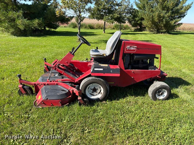 image for item FB5953 Toro Groundsmaster 30789 lawn mower