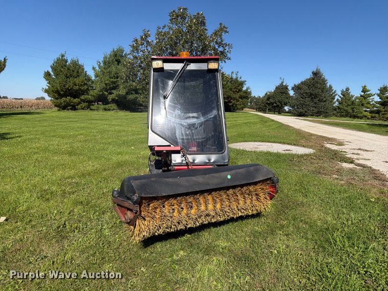 image for item FB5954 Toro Groundsmaster 328D lawn mower