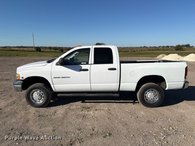 image for item FB5958 2005 Dodge Ram 3500 Crew Cab pickup truck