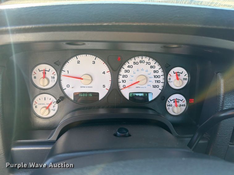 image for item FB5958 2005 Dodge Ram 3500 Crew Cab pickup truck