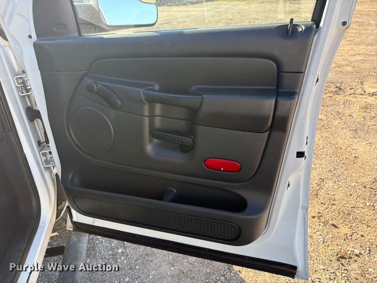 image for item FB5958 2005 Dodge Ram 3500 Crew Cab pickup truck