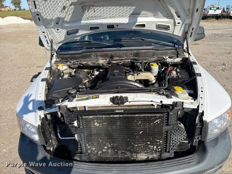 image for item FB5958 2005 Dodge Ram 3500 Crew Cab pickup truck