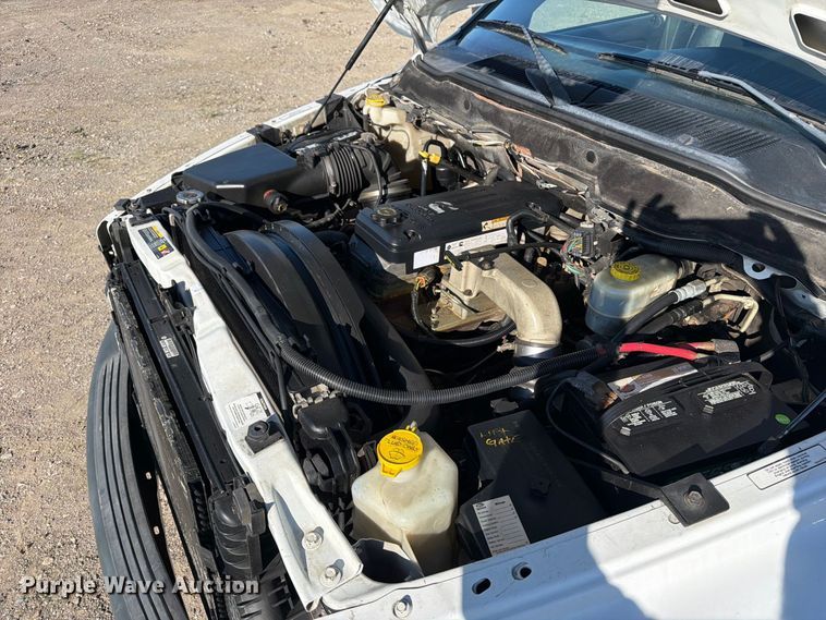 image for item FB5958 2005 Dodge Ram 3500 Crew Cab pickup truck