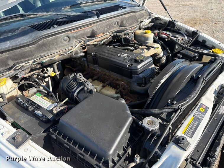 image for item FB5958 2005 Dodge Ram 3500 Crew Cab pickup truck
