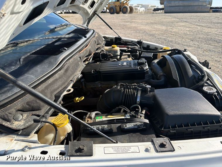 image for item FB5958 2005 Dodge Ram 3500 Crew Cab pickup truck