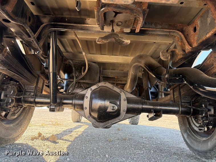 image for item FB5958 2005 Dodge Ram 3500 Crew Cab pickup truck