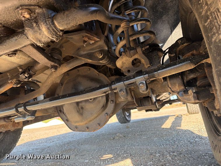 image for item FB5958 2005 Dodge Ram 3500 Crew Cab pickup truck
