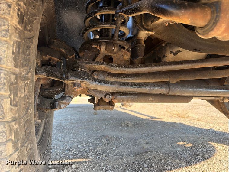 image for item FB5958 2005 Dodge Ram 3500 Crew Cab pickup truck