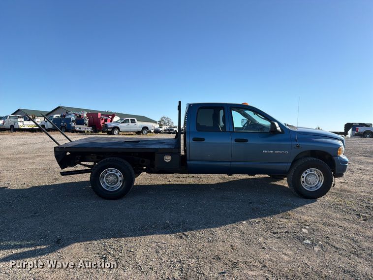 image for item FB5959 2003 Dodge Ram 3500 Crew Cab bale bed pickup truck