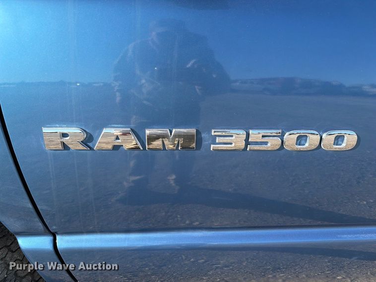 image for item FB5959 2003 Dodge Ram 3500 Crew Cab bale bed pickup truck
