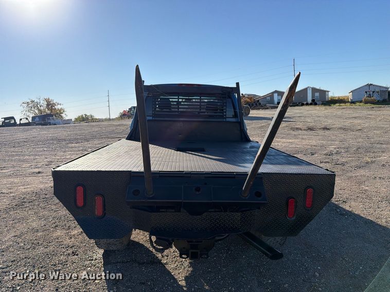 image for item FB5959 2003 Dodge Ram 3500 Crew Cab bale bed pickup truck