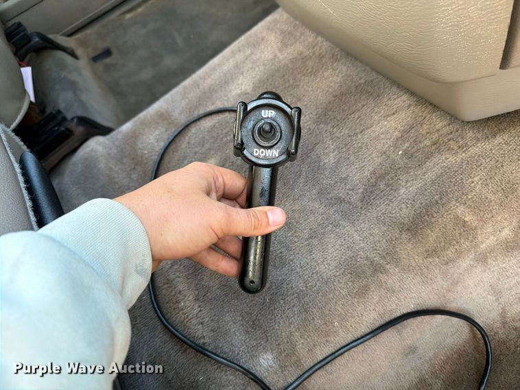 image for item FB5959 2003 Dodge Ram 3500 Crew Cab bale bed pickup truck