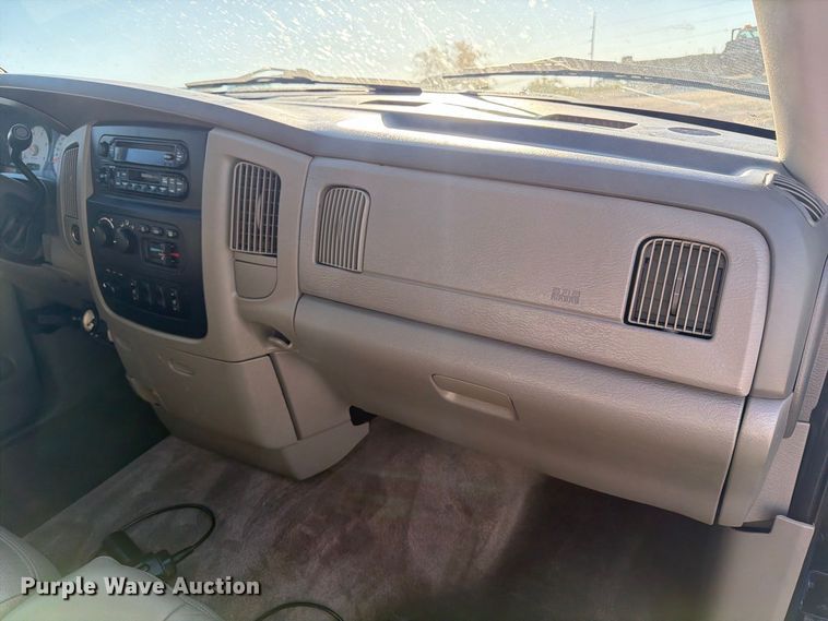 image for item FB5959 2003 Dodge Ram 3500 Crew Cab bale bed pickup truck