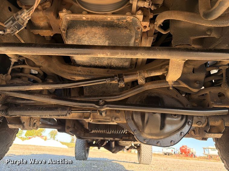 image for item FB5959 2003 Dodge Ram 3500 Crew Cab bale bed pickup truck