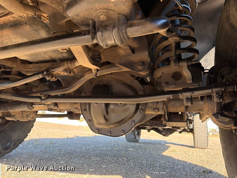 image for item FB5959 2003 Dodge Ram 3500 Crew Cab bale bed pickup truck