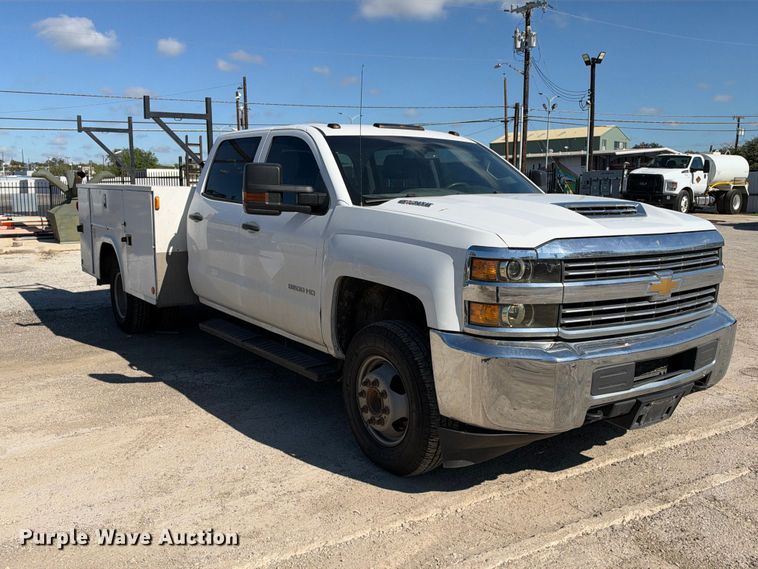image for item FB8361 2017 Chevrolet Silverado 3500HD Crew Cab utility bed pickup truck
