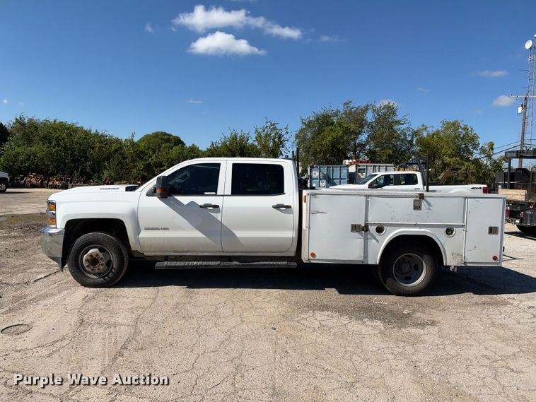 image for item FB8361 2017 Chevrolet Silverado 3500HD Crew Cab utility bed pickup truck