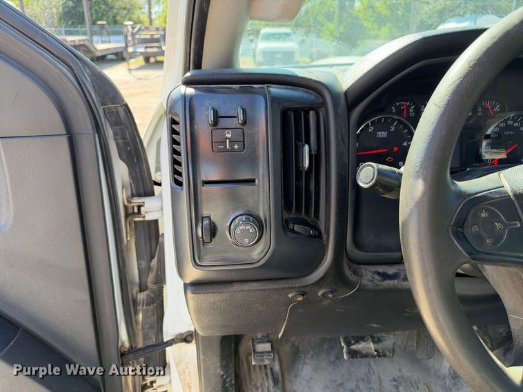 image for item FB8361 2017 Chevrolet Silverado 3500HD Crew Cab utility bed pickup truck