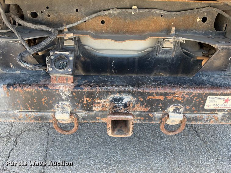 image for item FB8362 2015 Ford F550 utility / service truck