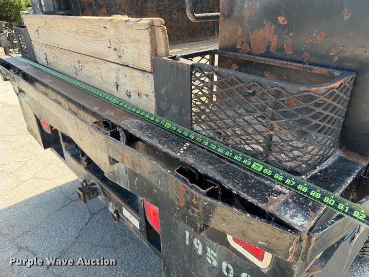 image for item FB8362 2015 Ford F550 utility / service truck