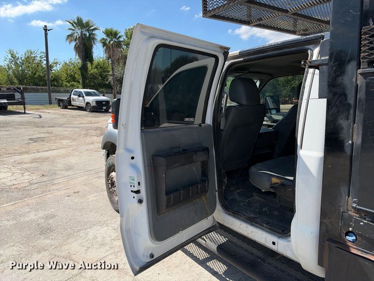 image for item FB8362 2015 Ford F550 utility / service truck