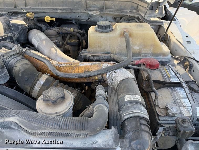 image for item FB8362 2015 Ford F550 utility / service truck