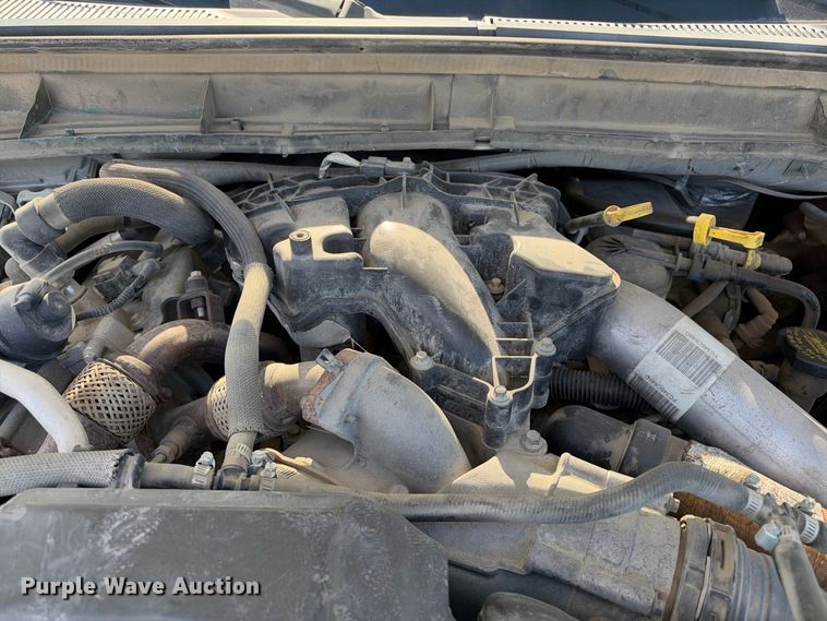 image for item FB8362 2015 Ford F550 utility / service truck