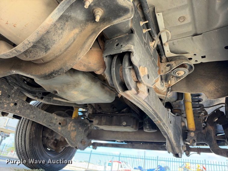 image for item FB8362 2015 Ford F550 utility / service truck