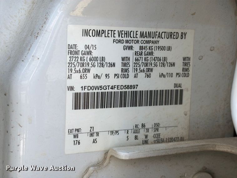 image for item FB8362 2015 Ford F550 utility / service truck