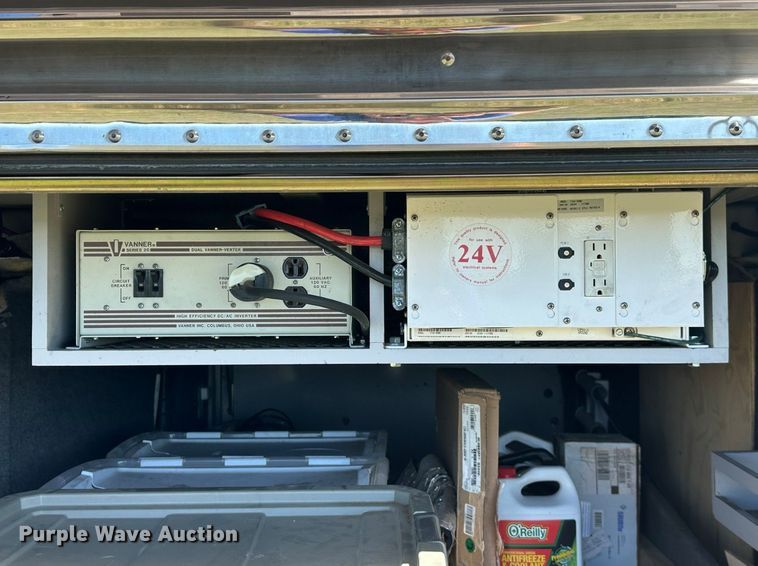 image for item FB8978 1991 Prevost XL- 40 Angola RV